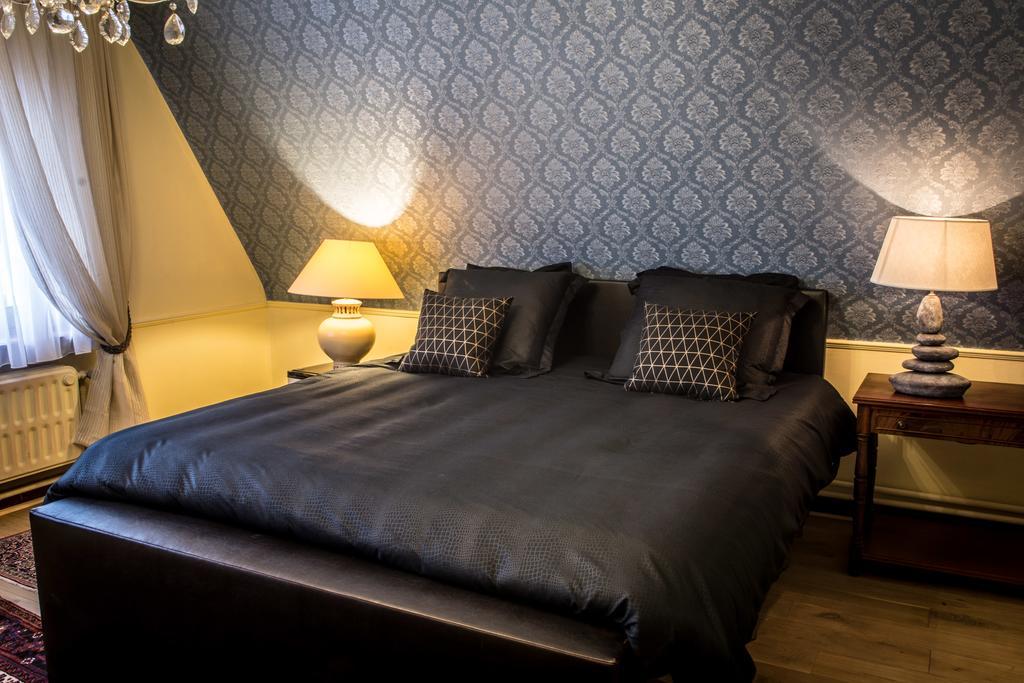 Villa Les Hirondelles De Haan Room photo
